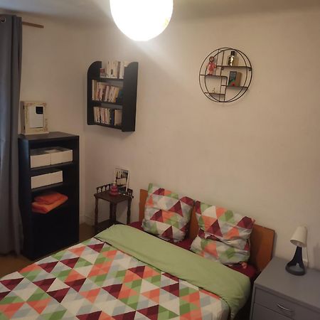 Big Ground Floor 2 Bedrooms Flat In A Quiet Building & Neighborghood Марсель Экстерьер фото